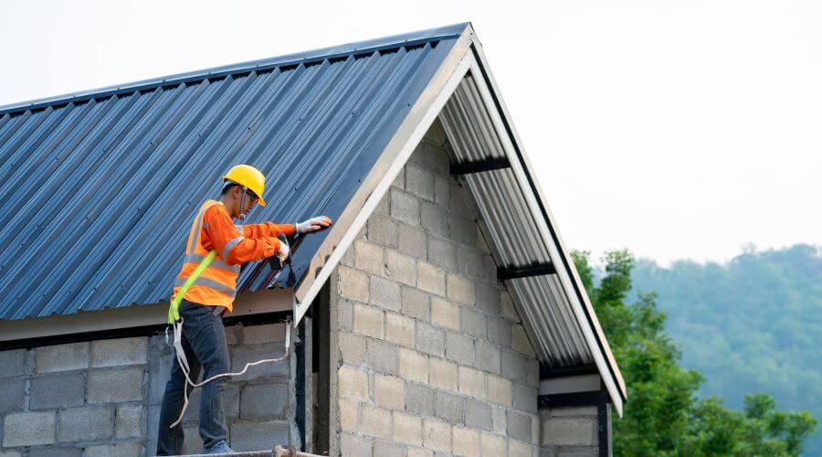 Expert Emergency Roof Repairs services in Benton, KY